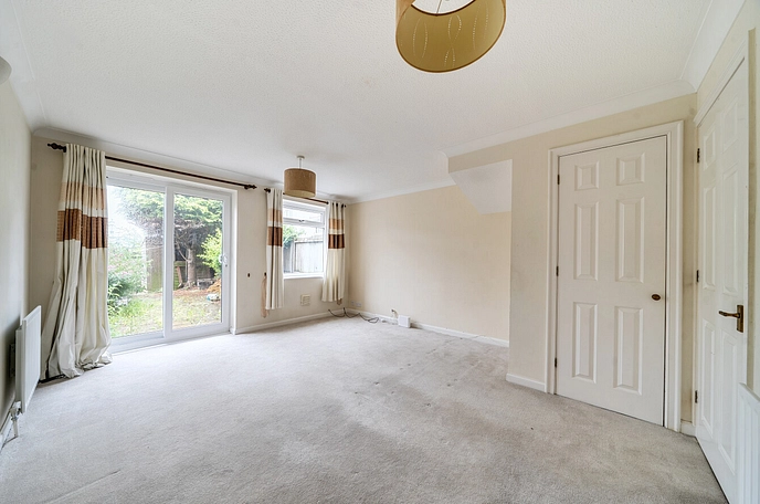 2 bedroom  terraced property to rent
