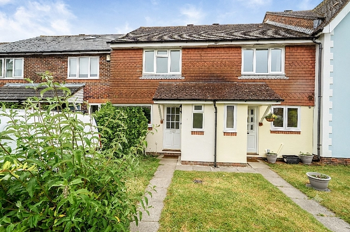 2 bedroom  terraced property to rent
