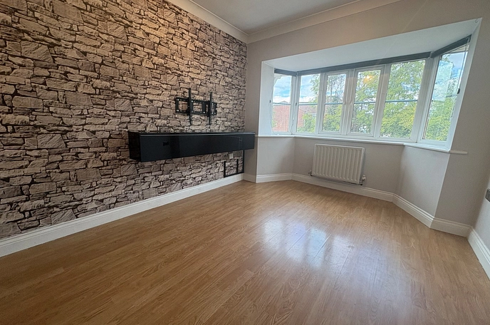 2 bedroom apartment to rent