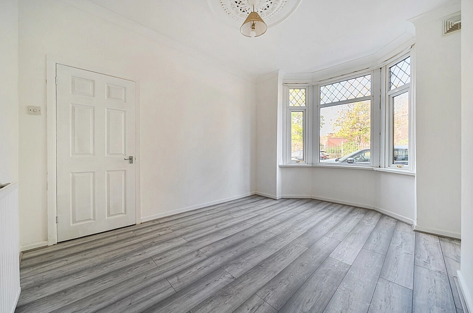 3 bedroom  terraced house for sale