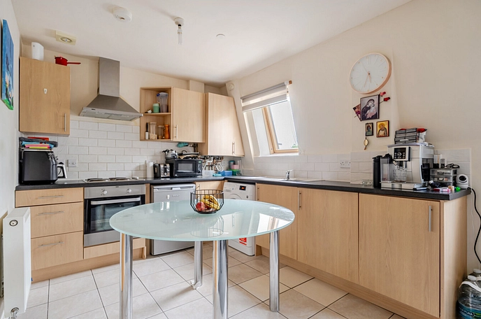 2 bedroom apartment for sale
