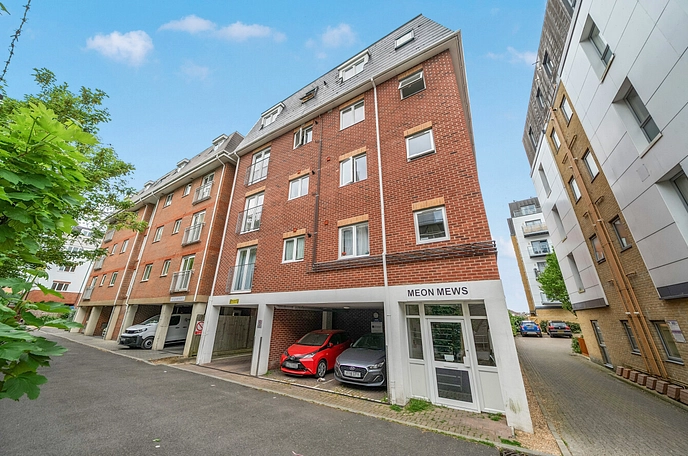 2 bedroom apartment for sale