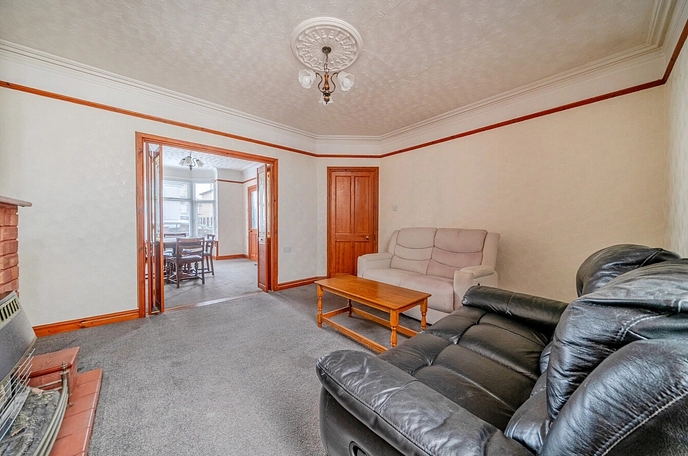 3 bedroom  terraced house for sale