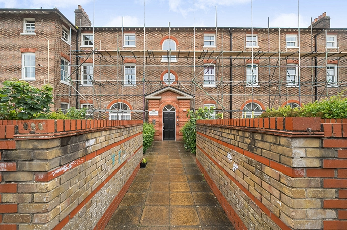1 bedroom apartment for sale