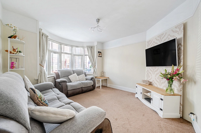 3 bedroom  terraced house for sale