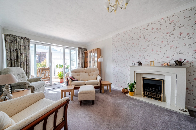 2 bedroom  semi-detached bungalow for sale
