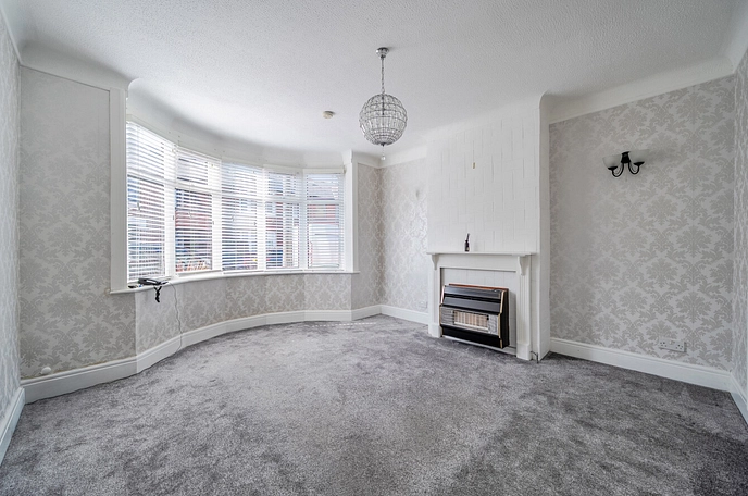 3 bedroom  terraced house for sale