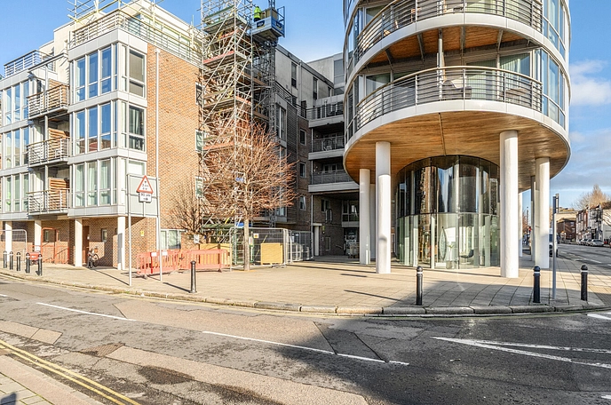 1 bedroom apartment for sale