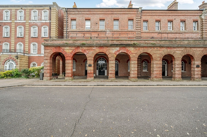 2 bedroom terraced apartment for sale