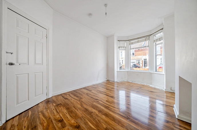 3 bedroom  terraced house for sale