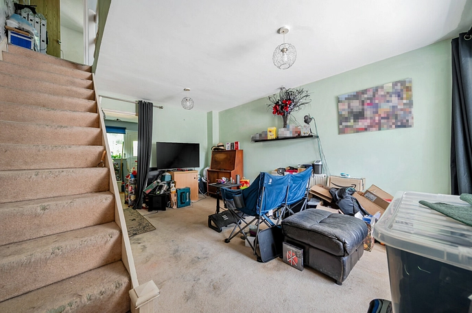 2 bedroom  terraced house for sale