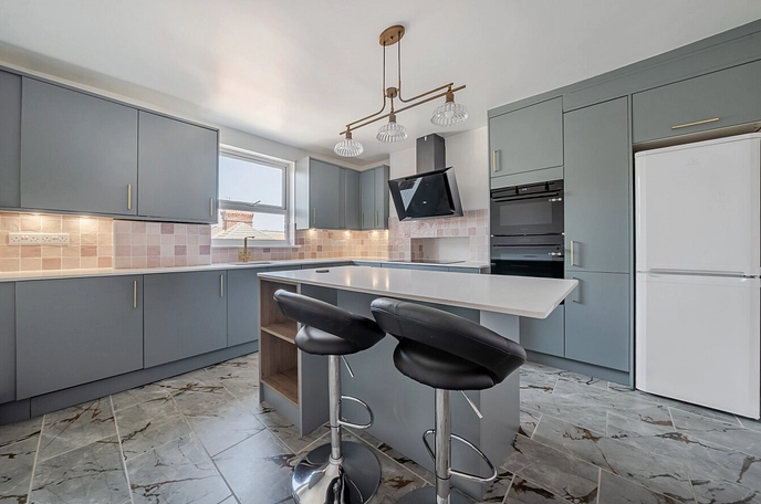 3 bedroom apartment for sale