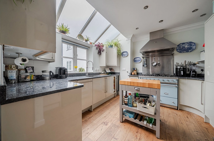 4 bedroom house for sale