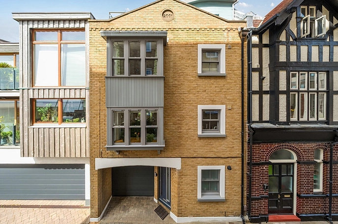 4 bedroom house for sale