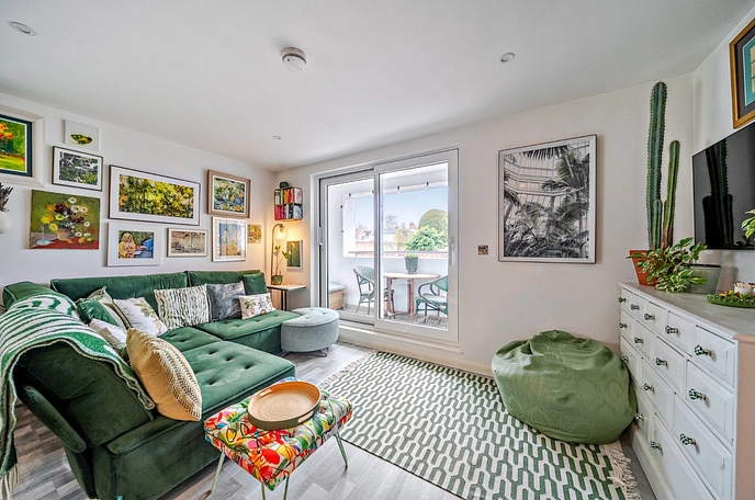 2 bedroom apartment for sale