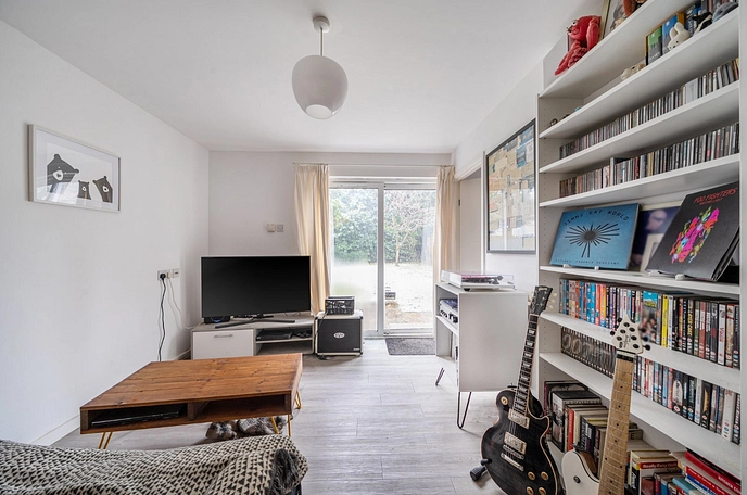 1 bedroom apartment for sale