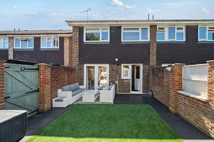 2 bedroom house for sale