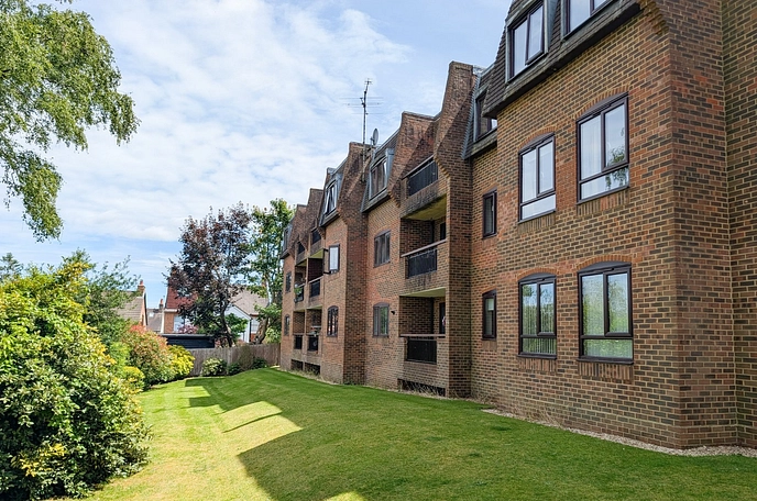 2 bedroom apartment for sale