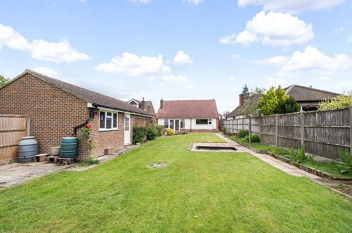3 bedroom detached bungalow for sale