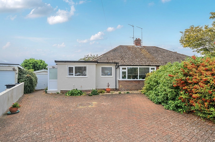 2 bedroom  semi-detached bungalow for sale