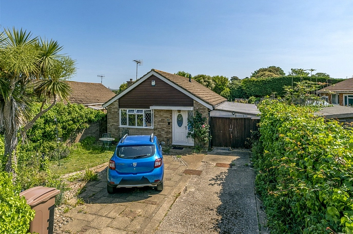 2 bedroom  detached bungalow for sale