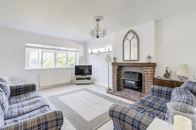 2 bedroom  detached bungalow for sale