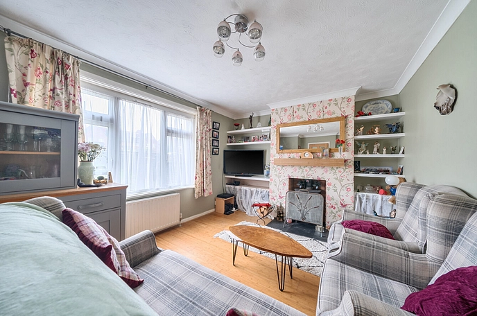 3 bedroom  terraced house for sale