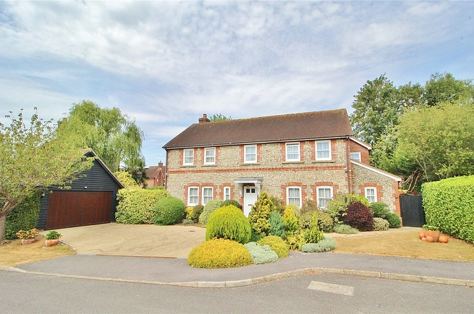 5 bedroom  detached house for sale