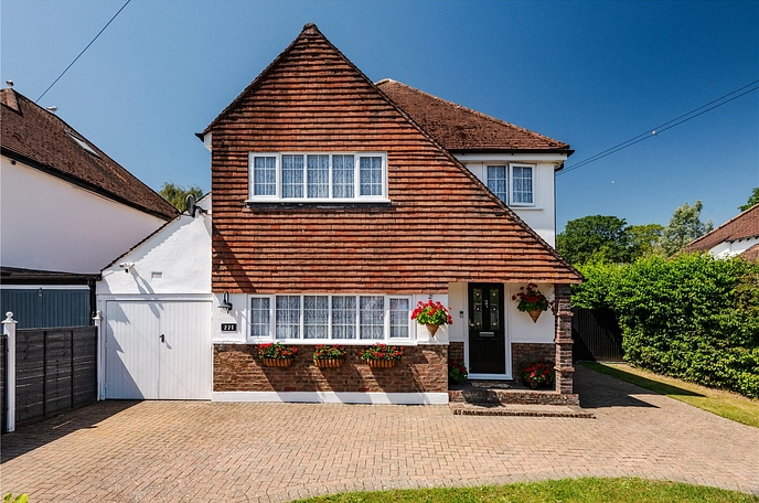 3 bedroom  detached house for sale