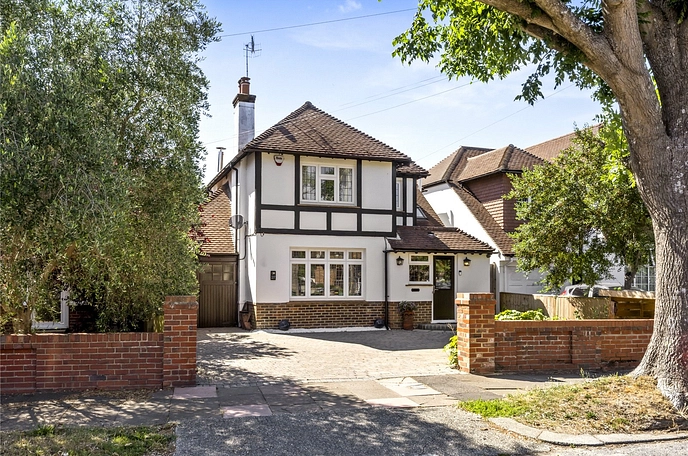 4 bedroom  detached house for sale