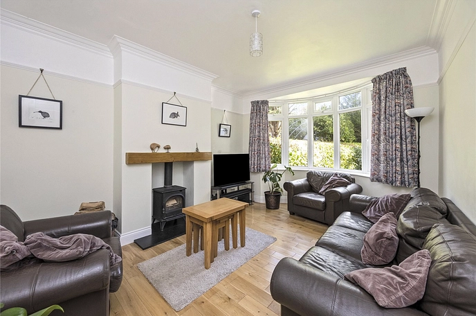 5 bedroom  semi-detached house for sale