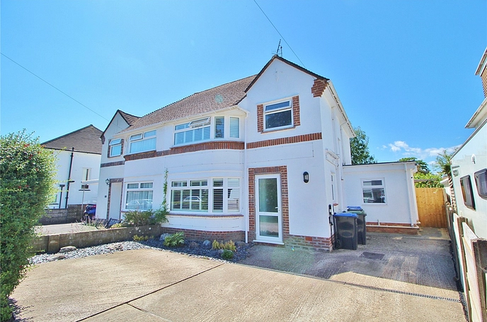 3 bedroom  semi-detached house for sale