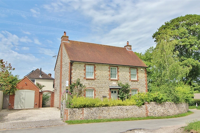 4 bedroom  detached house for sale