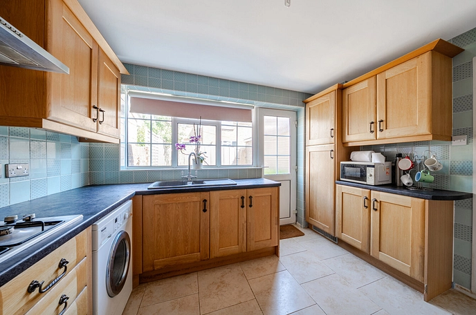 2 bedroom house for sale