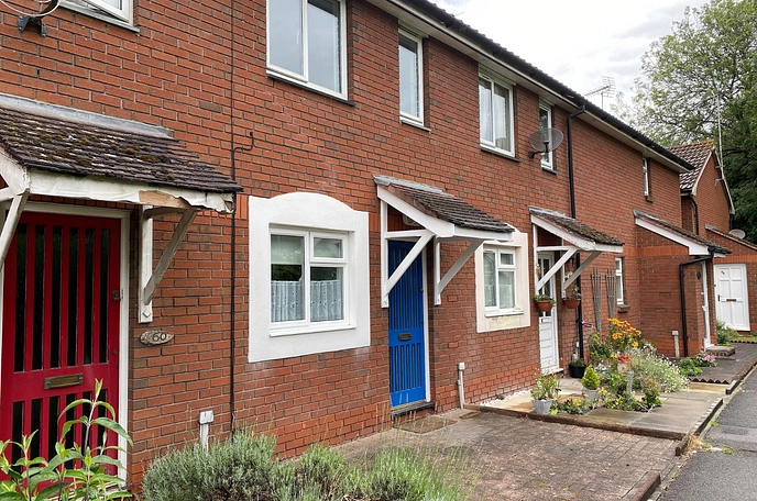 2 bedroom terraced house to rent
