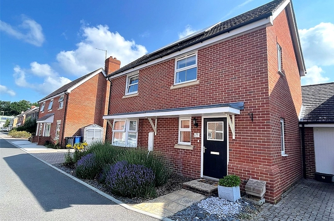 3 bedroom detached house to rent