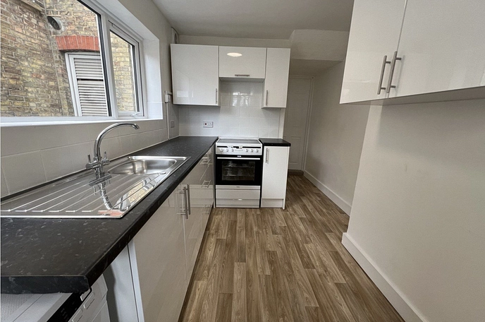 2 bedroom apartment to rent