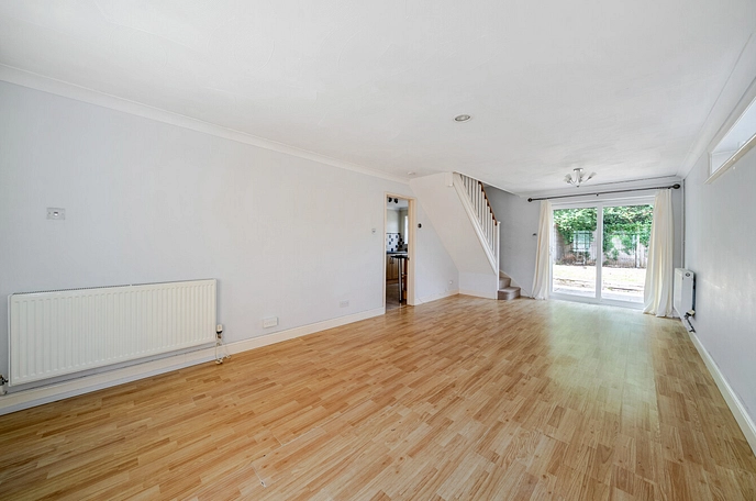 3 bedroom  semi-detached house for sale