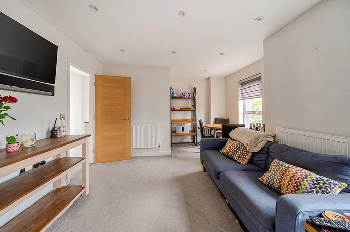 2 bedroom house for sale