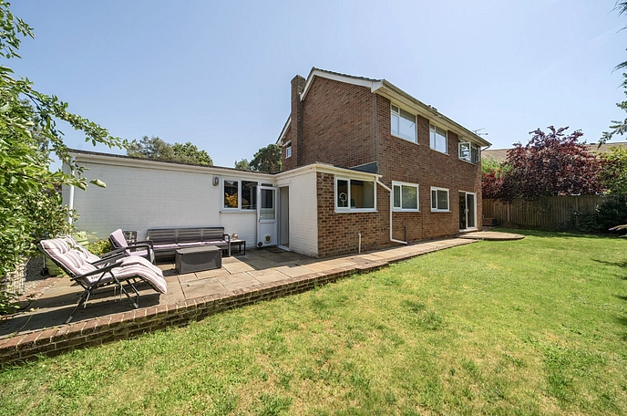 4 bedroom  detached house for sale