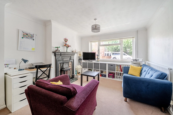 3 bedroom  semi-detached bungalow for sale