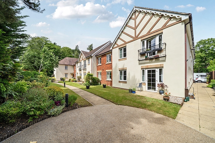 2 bedroom apartment for sale
