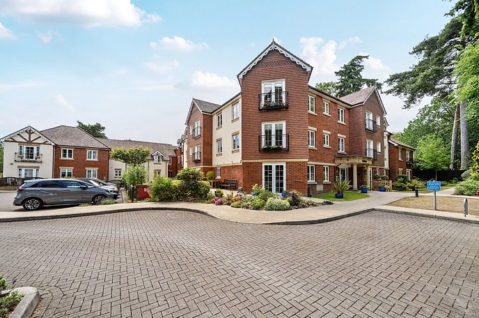 2 bedroom apartment for sale