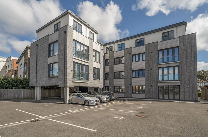 2 bedroom apartment for sale