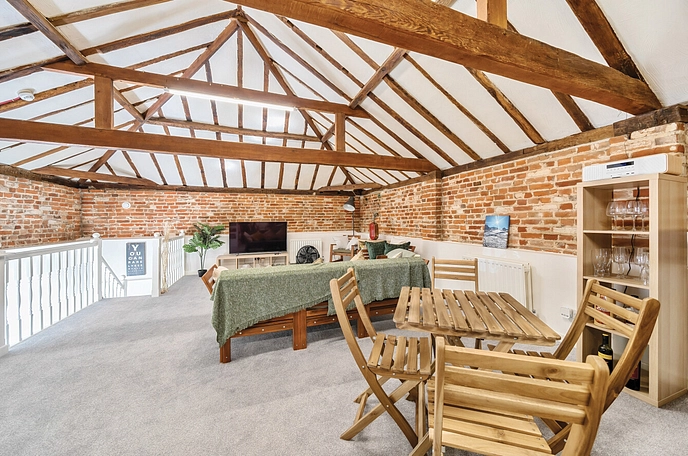 1 bedroom  studio property to rent
