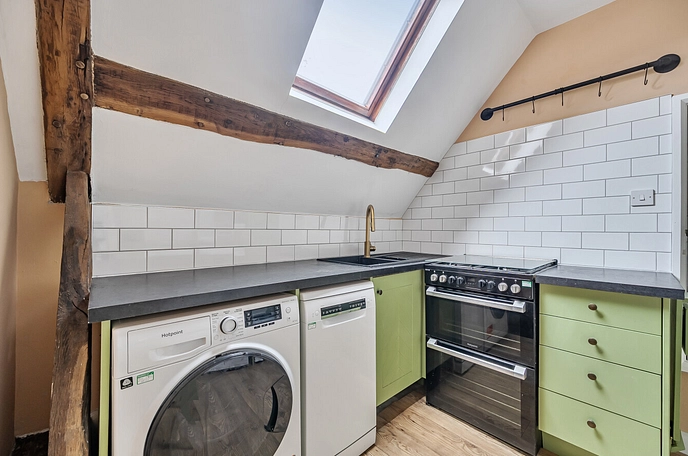 2 bedroom apartment to rent