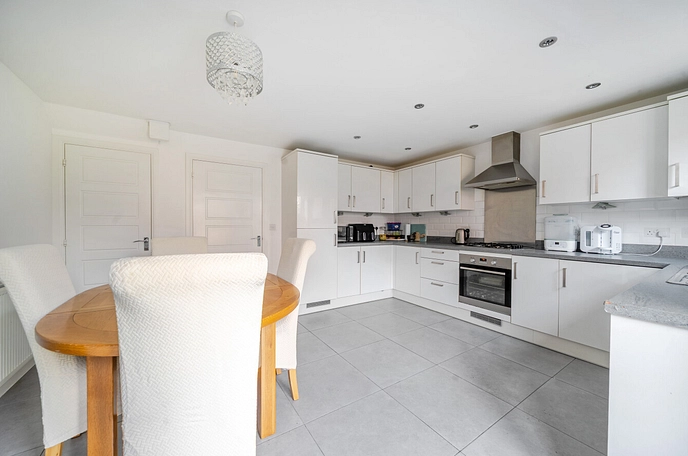 3 bedroom  terraced house for sale