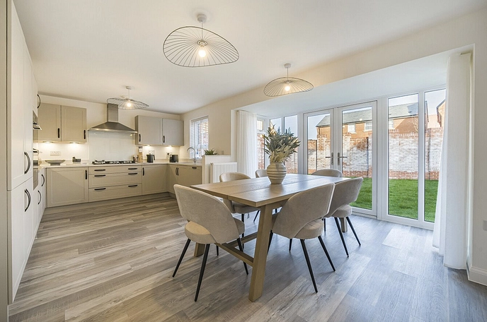 4 bedroom  detached house for sale