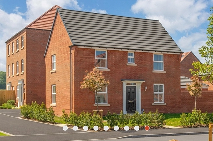 3 bedroom  semi-detached house for sale