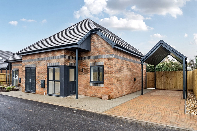 3 bedroom  detached property for sale